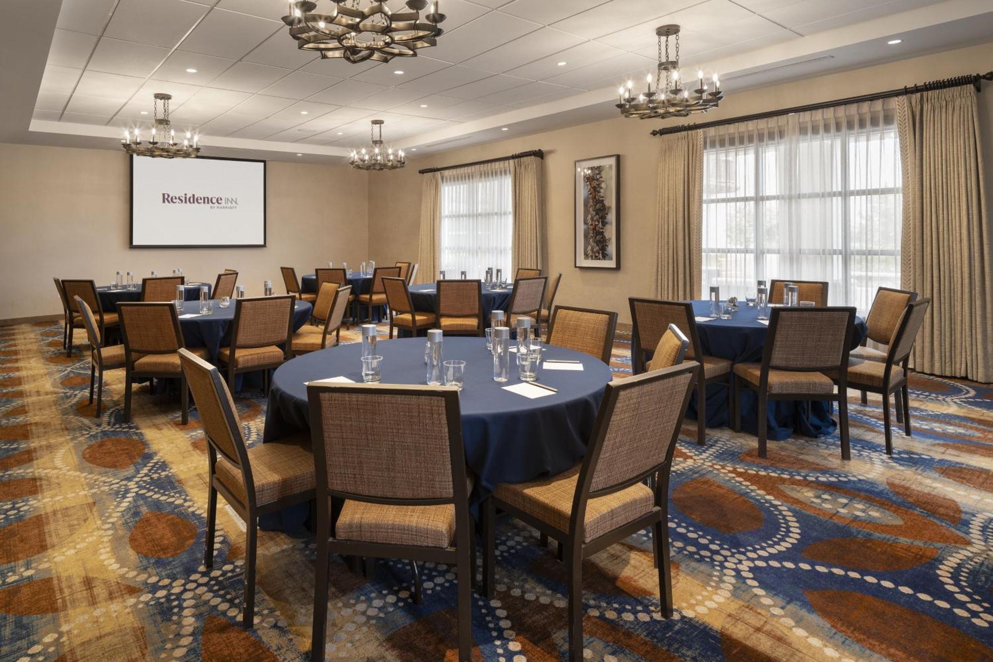 Residence Inn By Marriott Santa Barbara Goleta Екстер'єр фото