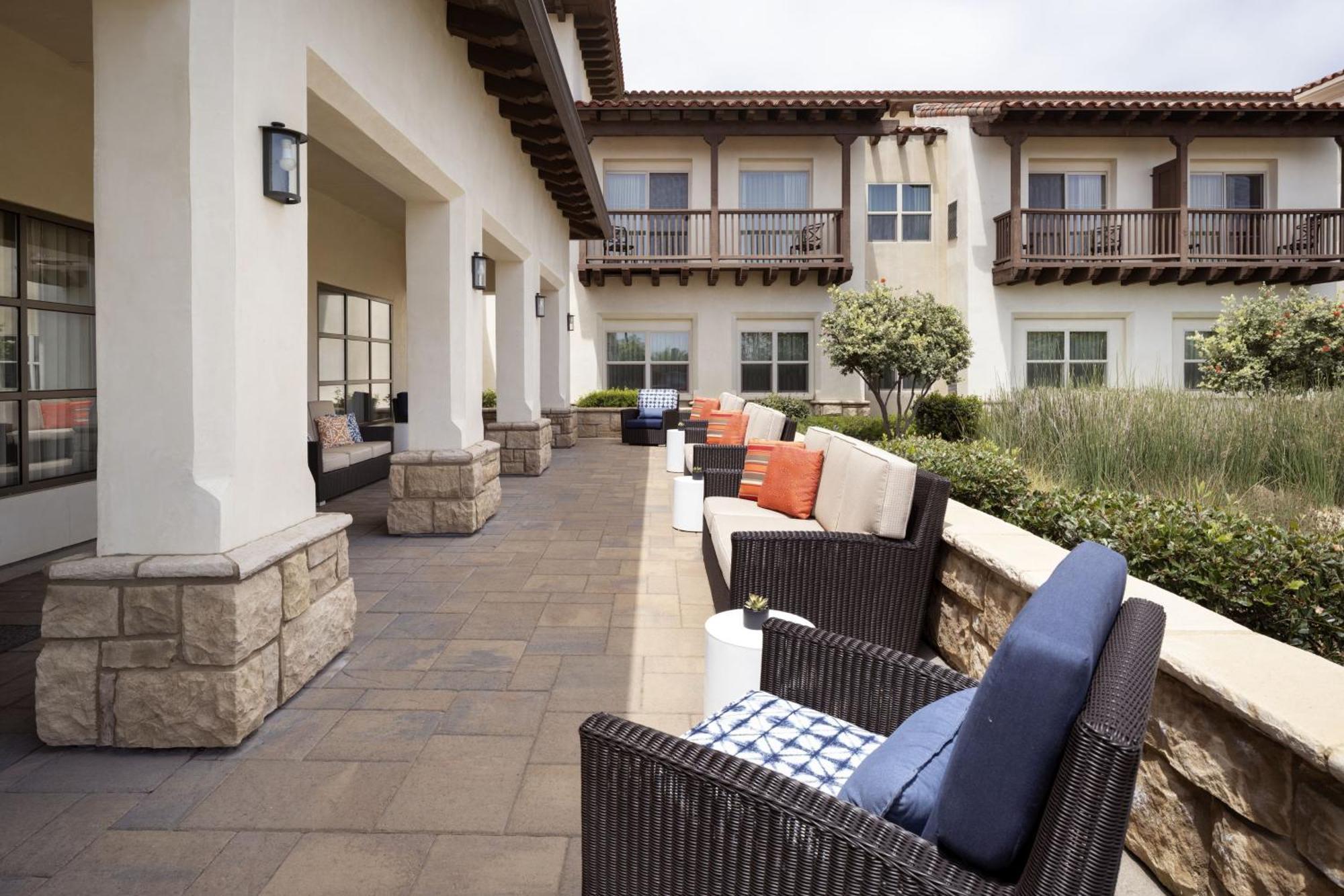 Residence Inn By Marriott Santa Barbara Goleta Екстер'єр фото