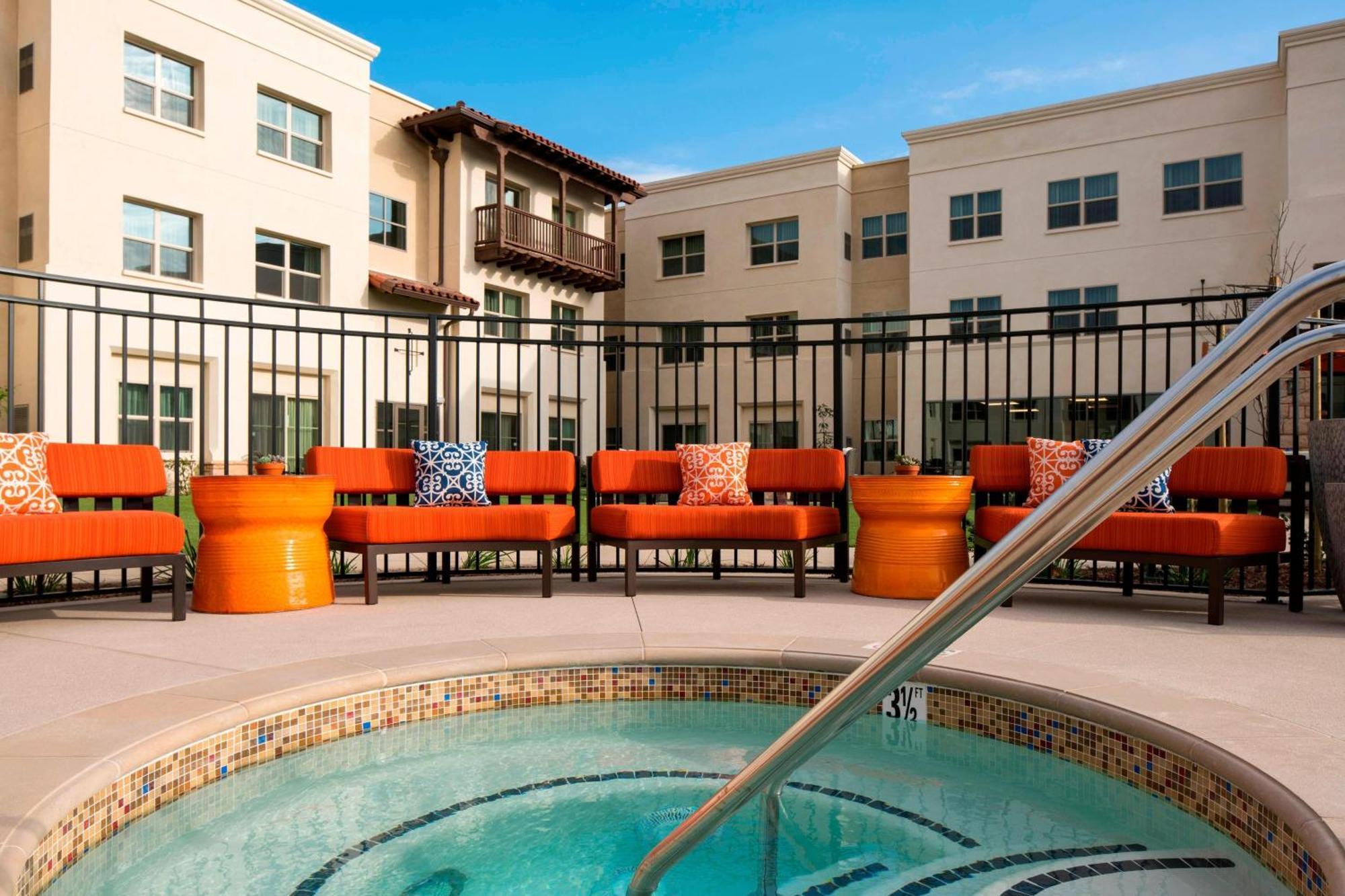 Residence Inn By Marriott Santa Barbara Goleta Екстер'єр фото